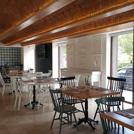 Hotel Catedral 라파스 외부 사진 Interior of the restaurant