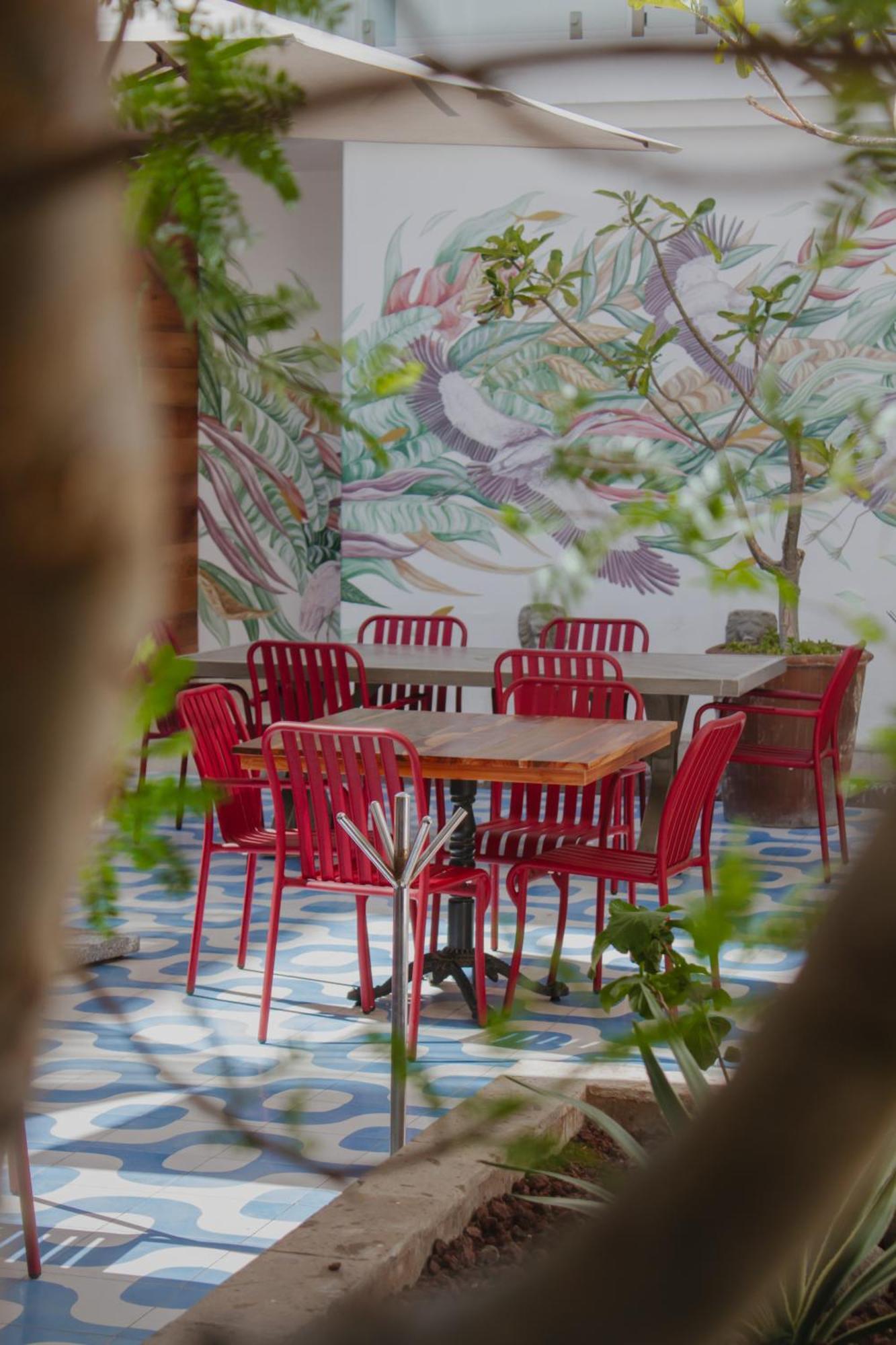 Hotel Catedral 라파스 외부 사진 The interior of the restaurant