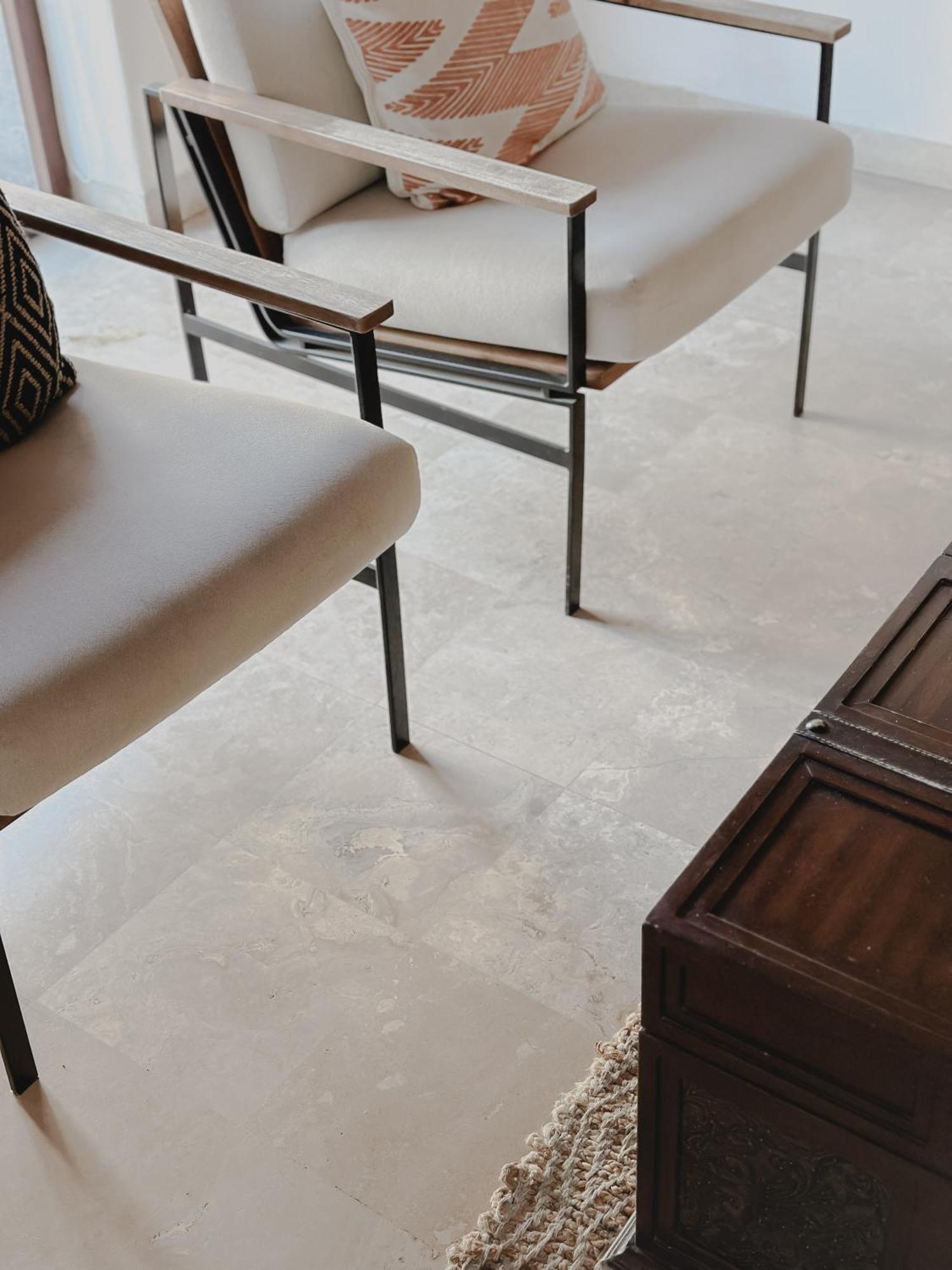 Hotel Catedral 라파스 외부 사진 A floor made of limestone