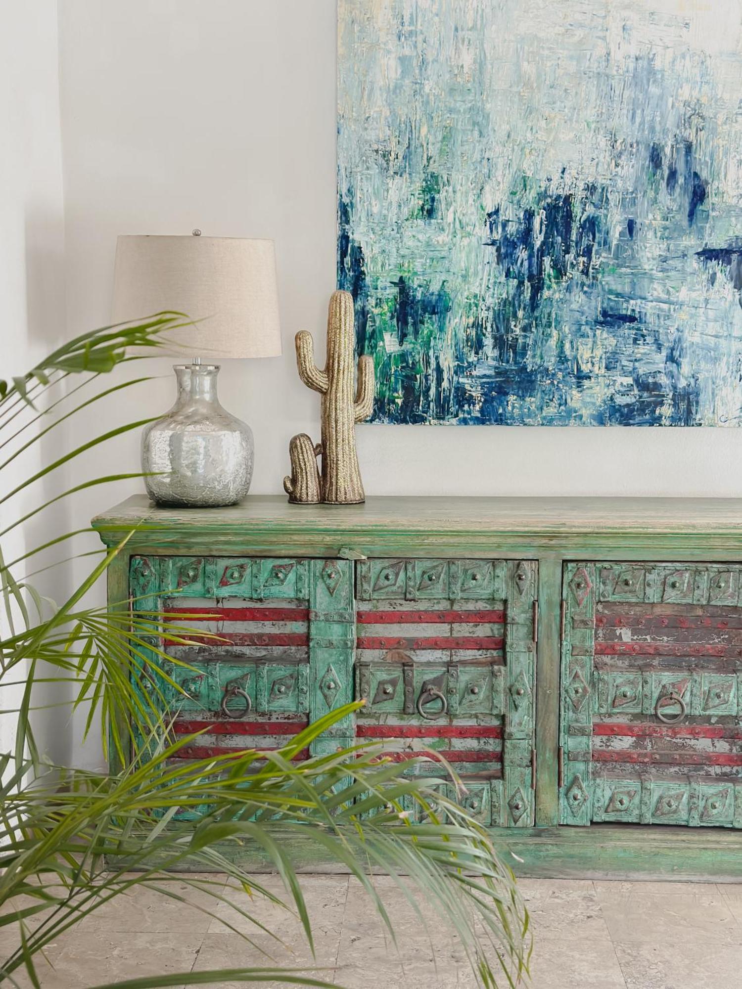 Hotel Catedral 라파스 외부 사진 A sideboard